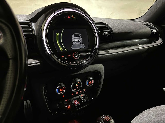 Mini clubman 1.5 one d business edition 116pk 2016 (origineel-nl), kl-038-d - afbeelding 18 van  37