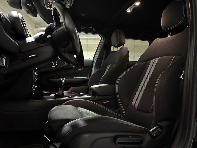 Mini clubman 1.5 one d business edition 116pk 2016 (origineel-nl), kl-038-d - afbeelding 21 van  37