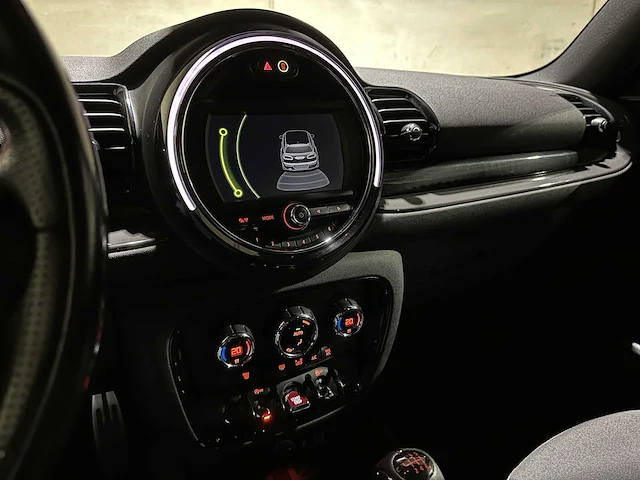 Mini clubman 1.5 one d business edition 116pk 2016 (origineel-nl), kl-038-d - afbeelding 19 van  38
