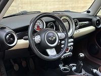 Mini clubman 1.6 cooper 120pk 2008, 68-zhj-6 - afbeelding 18 van  43