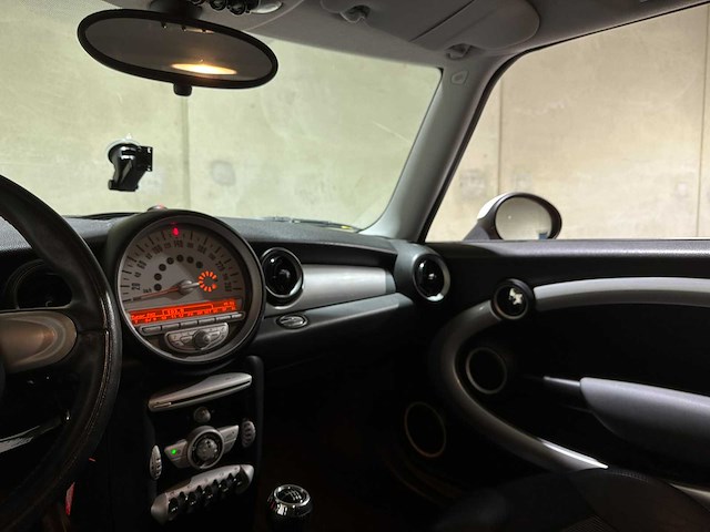 Mini clubman 1.6 cooper chili 2008 org-nl, 61-hbh-2 - afbeelding 10 van  35
