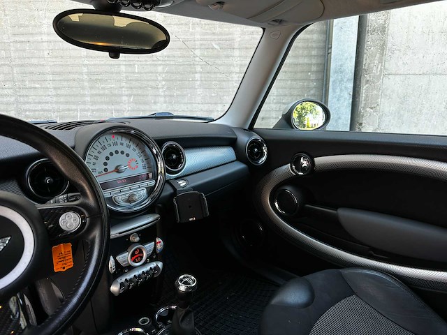 Mini clubman 1.6 cooper s chili 174pk 2009 (origineel-nl), 34-jtb-1 - afbeelding 12 van  45