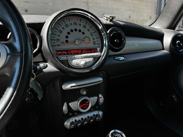 Mini clubman cooper chili 1.6 120pk 2008, 42-tpj-6 - afbeelding 18 van  47