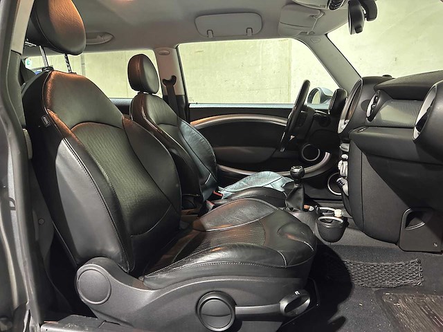 Mini clubman cooper s chili 1.6 120pk 2007, 2-xkz-91 youngtimer - afbeelding 24 van  33