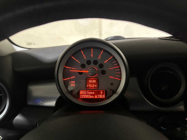 Mini clubman cooper s chili 1.6 120pk 2007, 2-xkz-91 youngtimer - afbeelding 14 van  33