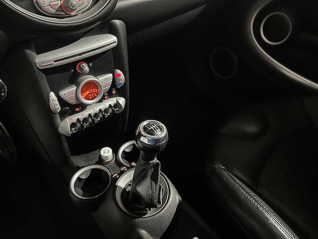 Mini clubman cooper s chili 1.6 120pk 2007, 2-xkz-91 youngtimer - afbeelding 13 van  33