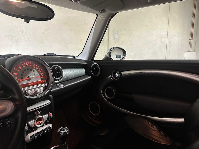 Mini clubman cooper s chili 1.6 120pk 2007, 2-xkz-91 youngtimer - afbeelding 10 van  16