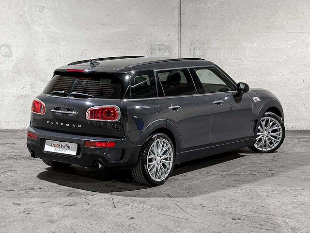 Mini clubman cooper s pepper serious business 2.0 192pk 2017, j-141-hr - afbeelding 2 van  26