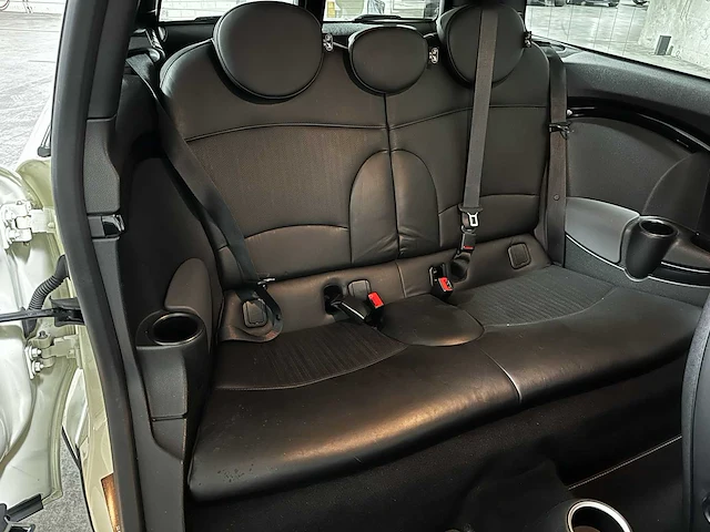 Mini clubman john cooper works 1.6 211pk 2008, pv-897-p - afbeelding 30 van  55