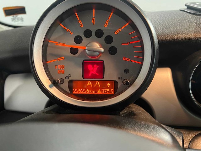 Mini cooper 1.4 one, 92-gbl-7 - afbeelding 2 van  17