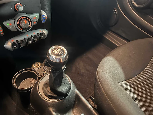 Mini cooper 1.4 one, 92-gbl-7 - afbeelding 13 van  17