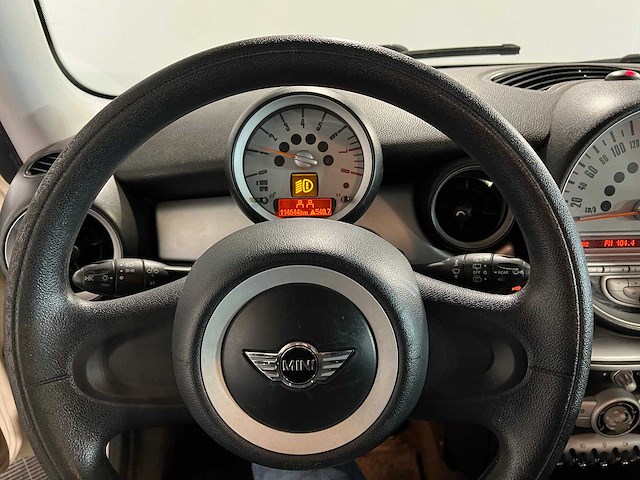 Mini cooper 1.4 one anniversary, p-327-lx - afbeelding 3 van  11