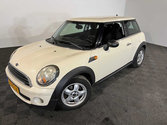 Mini cooper 1.4 one anniversary, p-327-lx - afbeelding 1 van  11