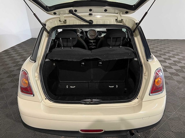 Mini cooper 1.4 one anniversary, p-327-lx - afbeelding 7 van  11