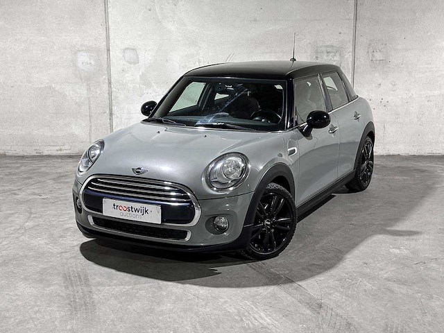 Mini cooper 1.5 136pk 2014, j-119-rv - afbeelding 1 van  39
