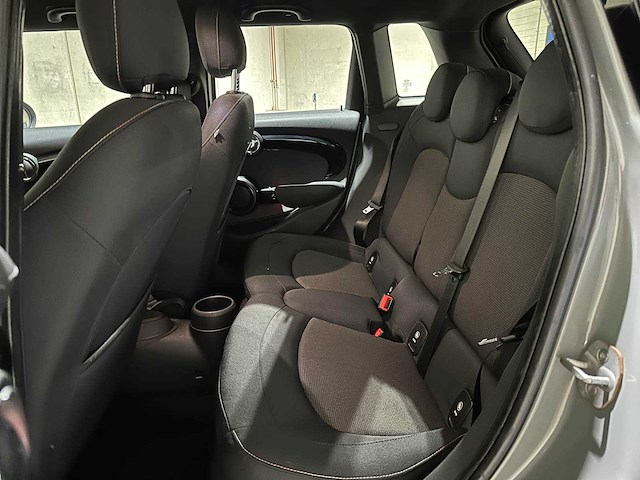 Mini cooper 1.5 136pk 2014, j-119-rv - afbeelding 35 van  39