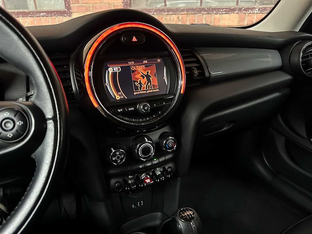 Mini cooper 1.5 business 136pk 2016 (origineel-nl), kr-270-j - afbeelding 20 van  40