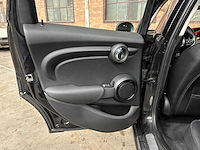 Mini cooper 1.5 business 136pk 2016 (origineel-nl), kr-270-j - afbeelding 24 van  40