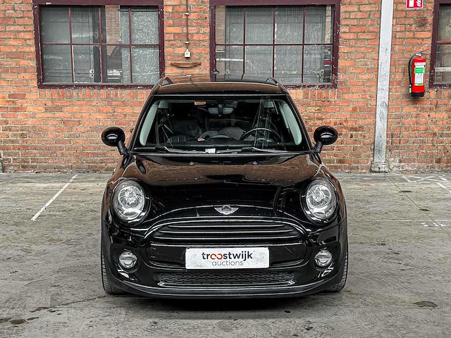 Mini cooper 1.5 business 136pk 2016 (origineel-nl), kr-270-j - afbeelding 36 van  40
