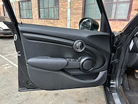 Mini cooper 1.5 business 136pk 2016 (origineel-nl), kr-270-j - afbeelding 22 van  40