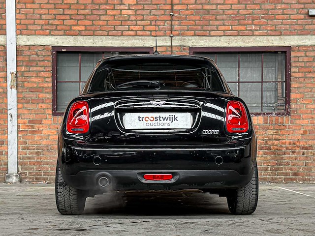 Mini cooper 1.5 business 136pk 2016 (origineel-nl), kr-270-j - afbeelding 4 van  29