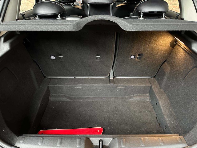 Mini cooper 1.5 business 136pk 2016 (origineel-nl), kr-270-j - afbeelding 18 van  29