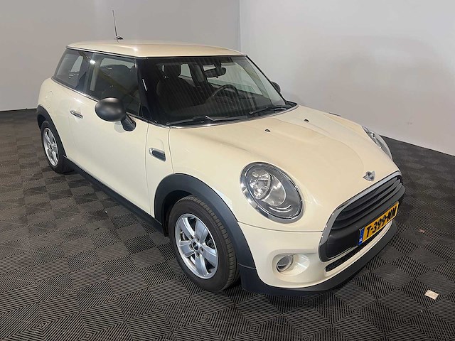 Mini cooper 1.5 one d business, t-399-nn - afbeelding 11 van  13