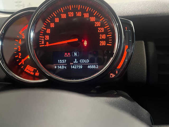 Mini cooper 1.5 one d business, t-399-nn - afbeelding 13 van  13