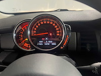 Mini cooper 1.5 one d business, t-399-nn - afbeelding 2 van  18
