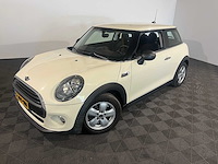 Mini cooper 1.5 one d business, t-399-nn