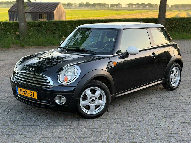 Mini cooper 1.6 11-xl-gj - afbeelding 1 van  17