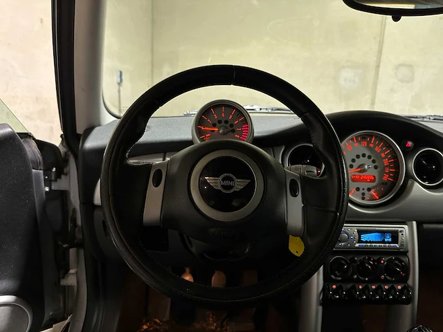 Mini cooper 1.6 chili 116pk 2004, 27-xtl-3 youngtimer - afbeelding 9 van  42