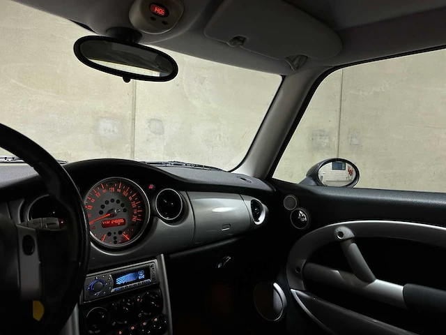 Mini cooper 1.6 chili 116pk 2004, 27-xtl-3 youngtimer - afbeelding 10 van  42