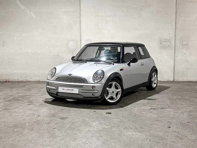 Mini cooper 1.6 chili 116pk 2004, 27-xtl-3 youngtimer - afbeelding 1 van  42