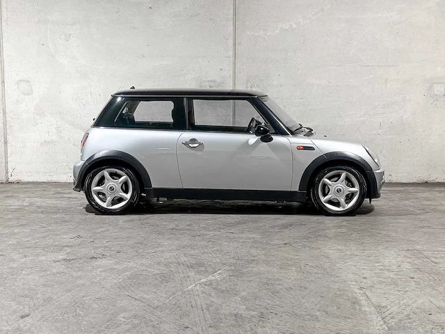 Mini cooper 1.6 chili 116pk 2004, 27-xtl-3 youngtimer - afbeelding 41 van  42