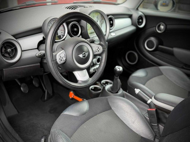 Mini cooper 1.6 chili 66-tv-gx - afbeelding 3 van  23