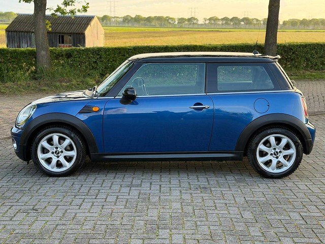 Mini cooper 1.6 chili 66-tv-gx - afbeelding 12 van  23