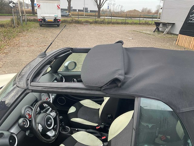 Mini cooper 2009 cabrio personenauto - afbeelding 10 van  19