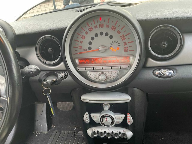Mini cooper 2009 cabrio personenauto - afbeelding 11 van  19