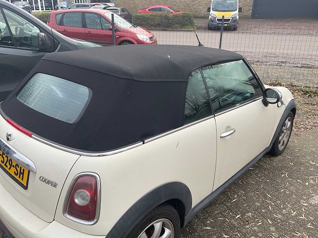 Mini cooper 2009 cabrio personenauto - afbeelding 8 van  19