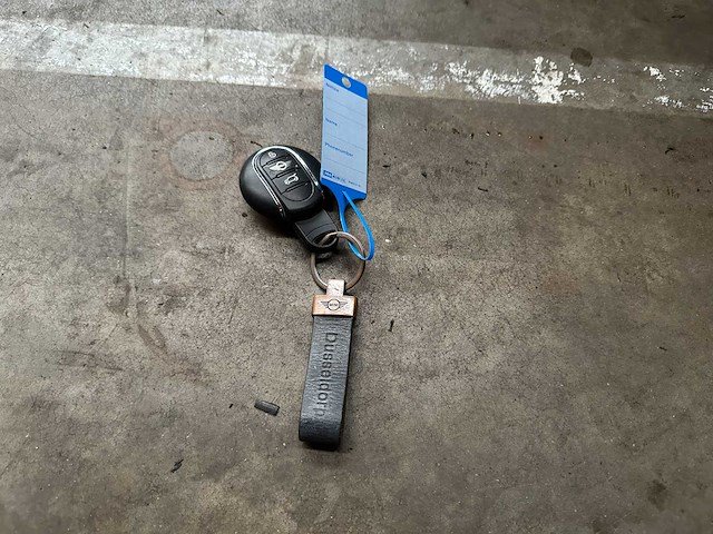 Mini cooper business 1.5 136pk 2016 (origineel-nl), jf-468-b - afbeelding 31 van  37