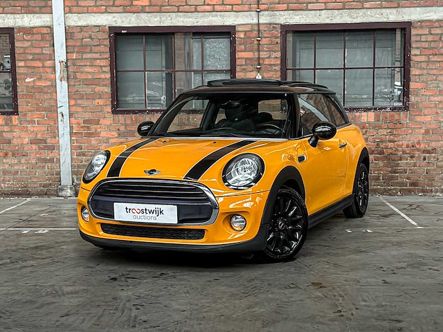 Mini cooper business 1.5 136pk 2016 (origineel-nl), jf-468-b - afbeelding 12 van  37