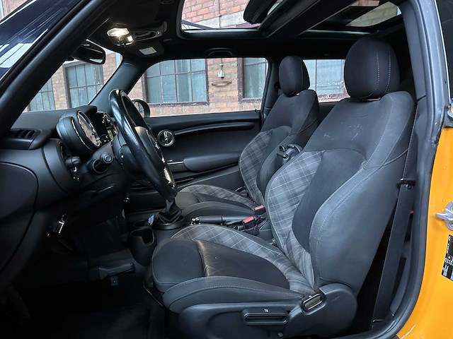 Mini cooper business 1.5 136pk 2016 (origineel-nl), jf-468-b - afbeelding 27 van  37