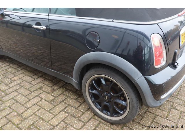 Mini cooper cabriolet | benzine | kenteken: 08-gld-8 - afbeelding 28 van  32