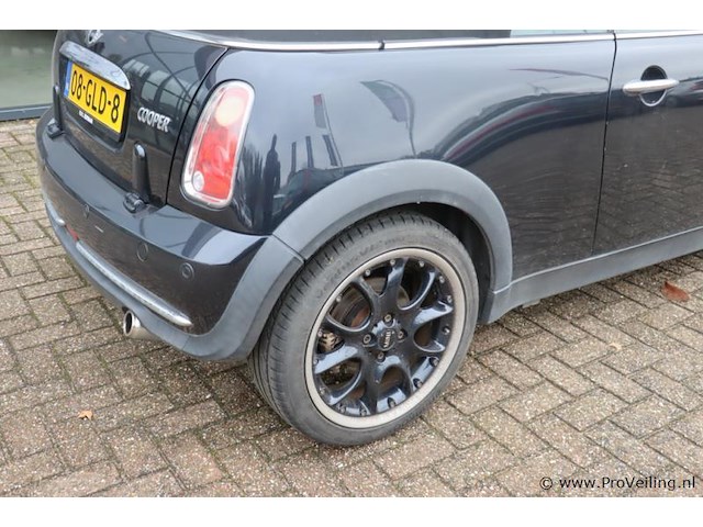 Mini cooper cabriolet | benzine | kenteken: 08-gld-8 - afbeelding 2 van  32