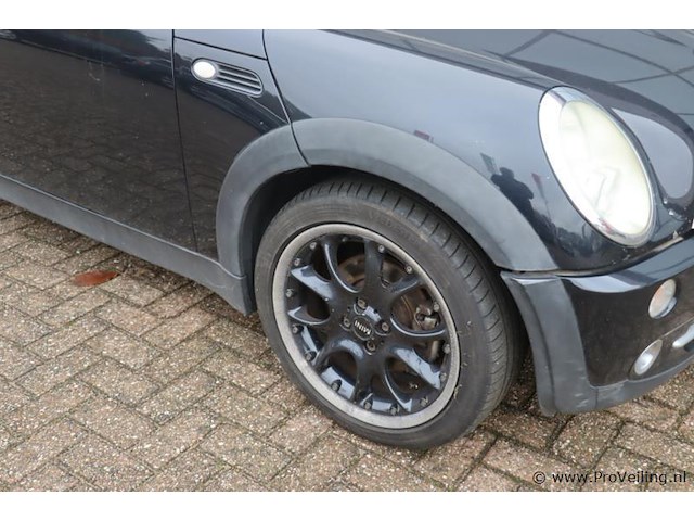 Mini cooper cabriolet | benzine | kenteken: 08-gld-8 - afbeelding 3 van  32