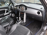 Mini cooper cabriolet | benzine | kenteken: 08-gld-8 - afbeelding 6 van  32