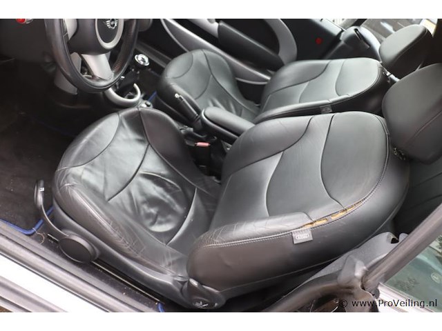 Mini cooper cabriolet | benzine | kenteken: 08-gld-8 - afbeelding 9 van  32