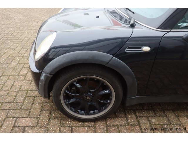 Mini cooper cabriolet | benzine | kenteken: 08-gld-8 - afbeelding 27 van  32