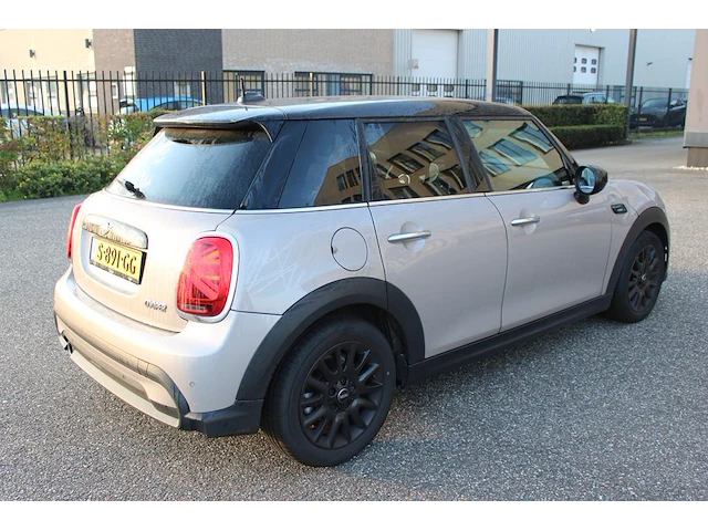 Mini cooper camden edition 1.5 benzine automaat met kenteken s-891-gg. datum eerste toelating 18-1-2023. - afbeelding 8 van  14